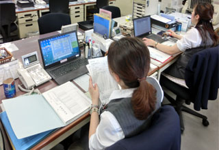 本社 総務部